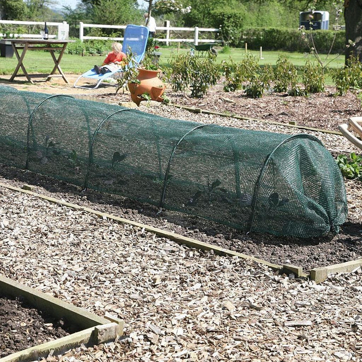 Giant Easy Net Tunnel