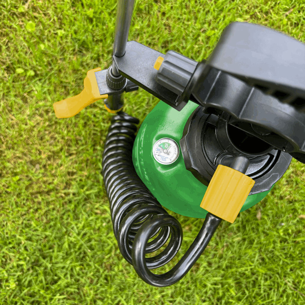 Aussie EzySpray Self-Pressurized Sprayer