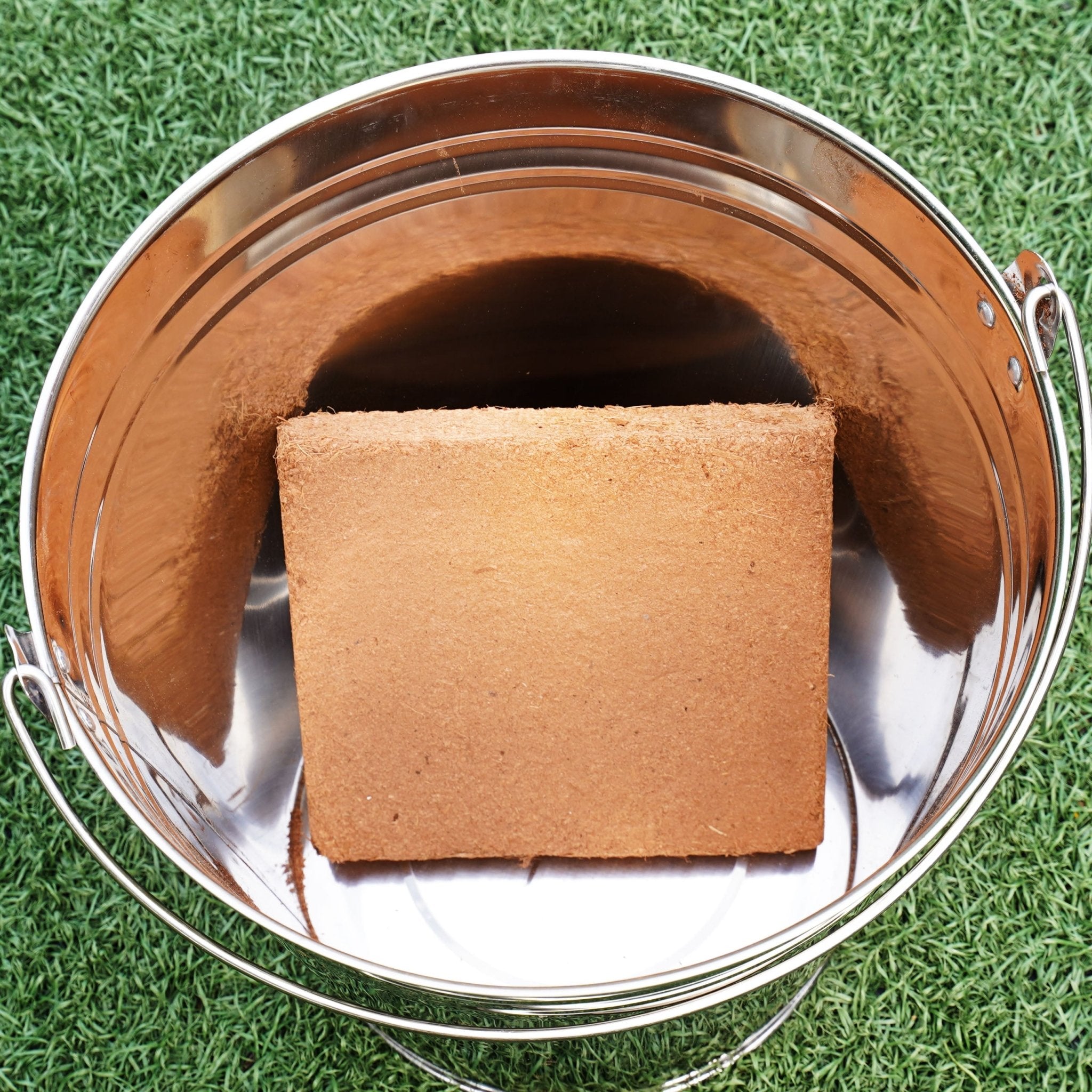 PlantBest™ BeatsPeat Jr™ 8 qt. Brick Compressed Coconut Coir
