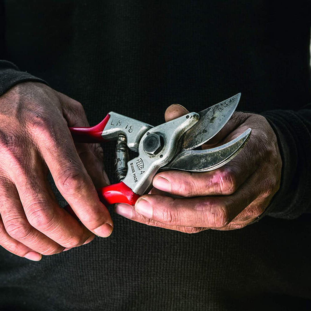 Felco F4 Pruning Shears - Thumbnail 3